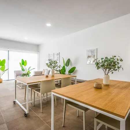 Vivi Homes - Alegria Luxury, Sun Terrace, Pool & Apartment *