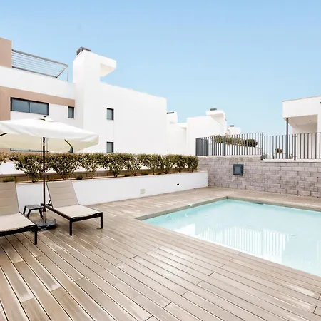 Vivi Homes - Alegria Luxury, Sun Terrace, Pool & Apartment *